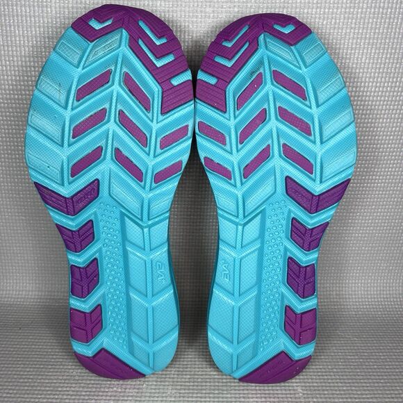 Saucony Kinvara 8 Women's Size 11 Low Cut Running Shoe Sneaks Gray Teal Purple - Picture 8 of 10